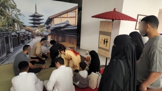 茶道ブースでの茶道体験